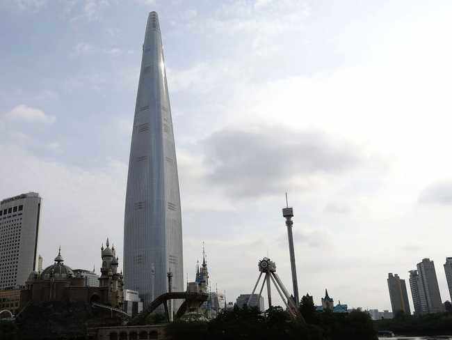 Điểm danh những tòa nhà chọc trời cao nhất TG, Việt Nam cũng góp mặt - 14