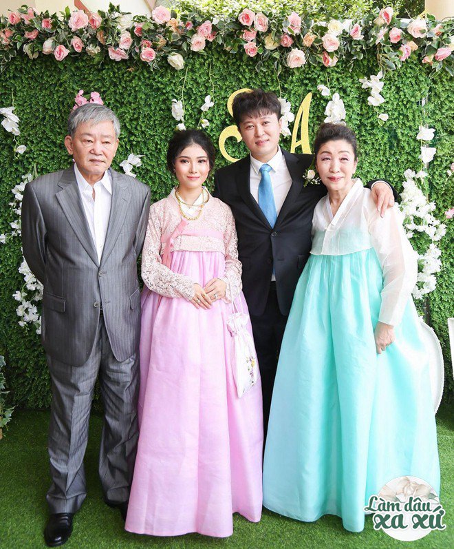 Làm dâu Hàn Quốc, 9X Việt được bố chồng chiều, xin tiền vợ mua gà rán cho con dâu - 1