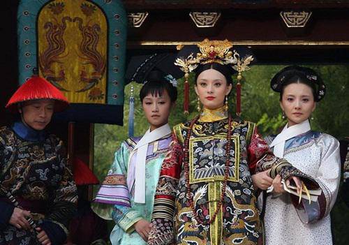 Mục sở thị mức lương khủng của Hoàng hậu, Quý phi, Phi tần - 1