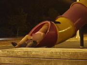 Tin tức - Mải "mây mưa" ở cầu trượt trẻ em, cặp đôi để lộ hình ảnh phản cảm gây "bão" MXH