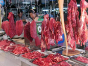Tiêu dùng - Thịt lợn bày trên bàn, thịt bò treo lên cao và lý do bất ngờ không phải ai cũng biết