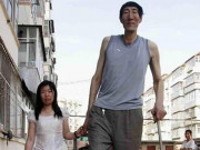 Làm mẹ - Thiếu nữ úp mặt chỉ ngang rốn chồng vẫn sinh nở làm mẹ, nhìn đứa trẻ giờ ai cũng sợ