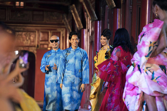 NTK Vũ Ngọc và Son: Mỗi họa tiết trên trang phục của tôi đều là phong thuỷ - 6