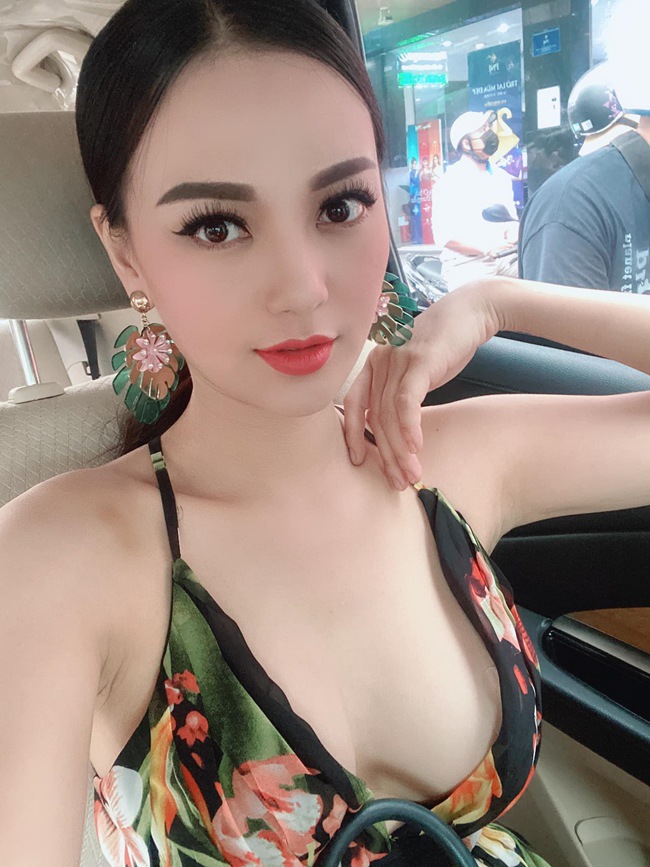 Chân dài quê Hưng Yên đóng cảnh nóng amp;#34;bạo liệtamp;#34;, từng bị cẩu xe về quận giờ ra sao? - 15