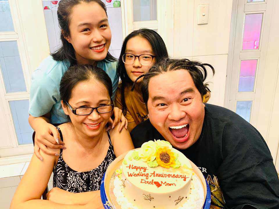 Diễn viên nặng 140kg có con gái xinh như Hoa hậu, được bố tặng nhà chục tỷ nhưng không nhận - 1