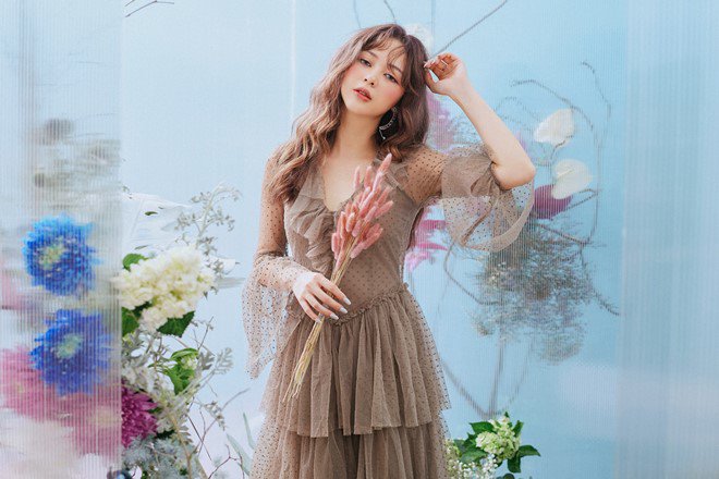 Liz Kim Cương ra 3 ca khúc trong 2 tháng với sự giúp đỡ của amp;#34;tình cũamp;#34; Trịnh Thăng Bình - 1