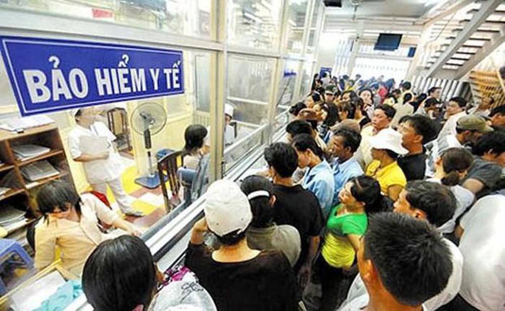 Điều kiện, thủ tục, mức hưởng BHYT khi chuyển tuyến - 1