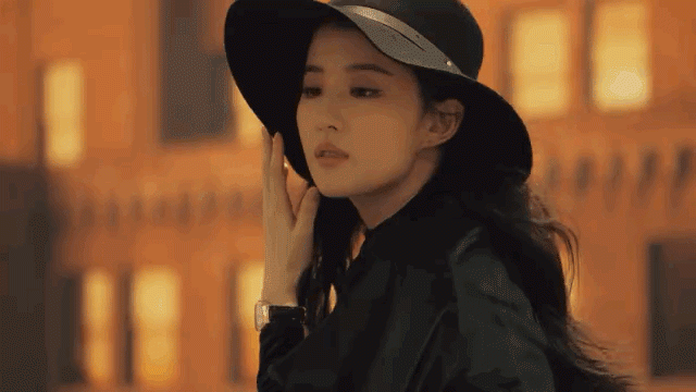 Ngôi sao 24/7: Khéo như Lưu Diệc Phi, không giải thích chỉ cần nhìn khiến ai cũng câm nín - 3