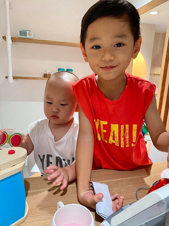 Sao Việt 24h: Mẹ chồng ca nương Kiều Anh đứng chống nạnh bên bàn đẻ của con dâu - 14