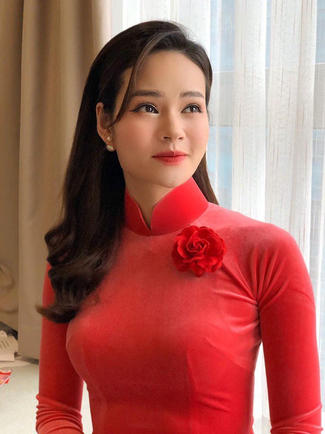 BTV xinh như hoa của VTV bị NSND Công Lý amp;#34;dìm hàng thảm họaamp;#34; không nhận ra là ai? - 6