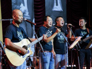 Nhạc - Tùng Dương, Uyên Linh, Phạm Anh Khoa sẽ tái hiện ký ức về huyền thoại âm nhạc The Beatles