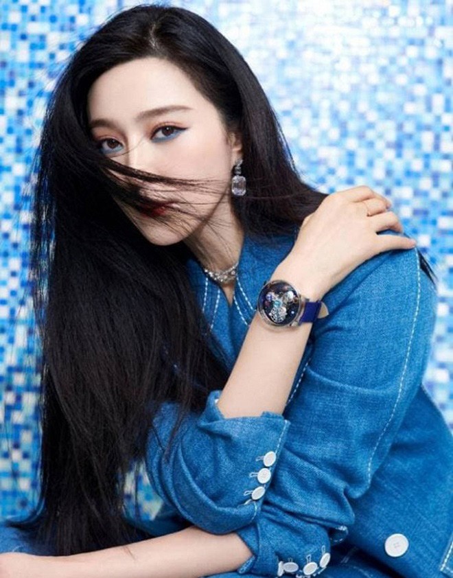 Muốn chơi trội, Phạm Băng Băng diện nguyên amp;#34;cây xanhamp;#34; nhưng mẹ ruột U70 lại amp;#34;ăn đứtamp;#34; con gái - 1