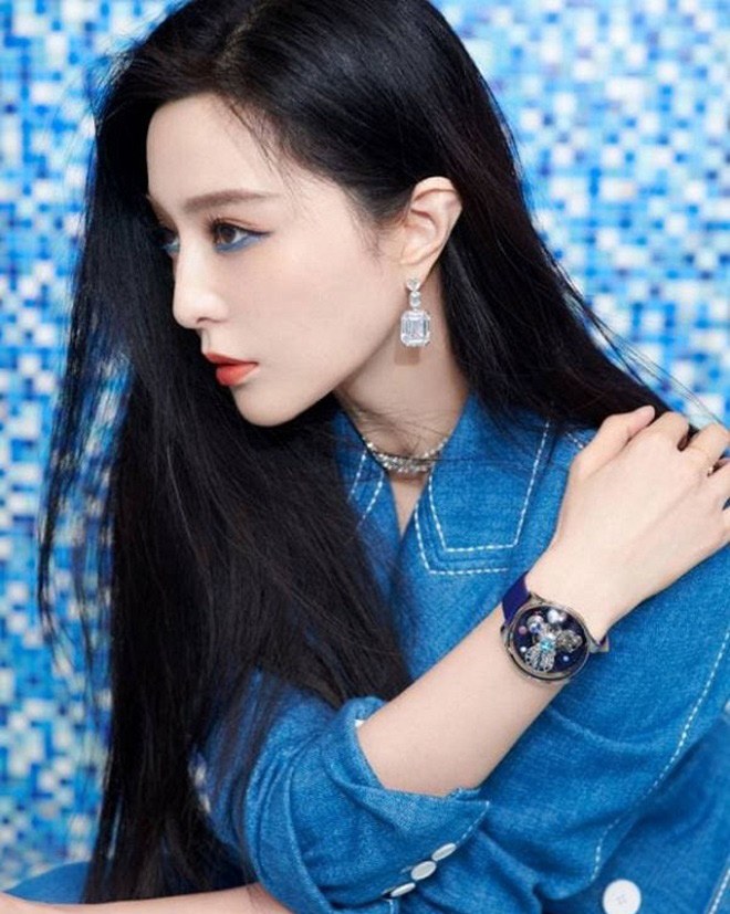 Muốn chơi trội, Phạm Băng Băng diện nguyên amp;#34;cây xanhamp;#34; nhưng mẹ ruột U70 lại amp;#34;ăn đứtamp;#34; con gái - 2