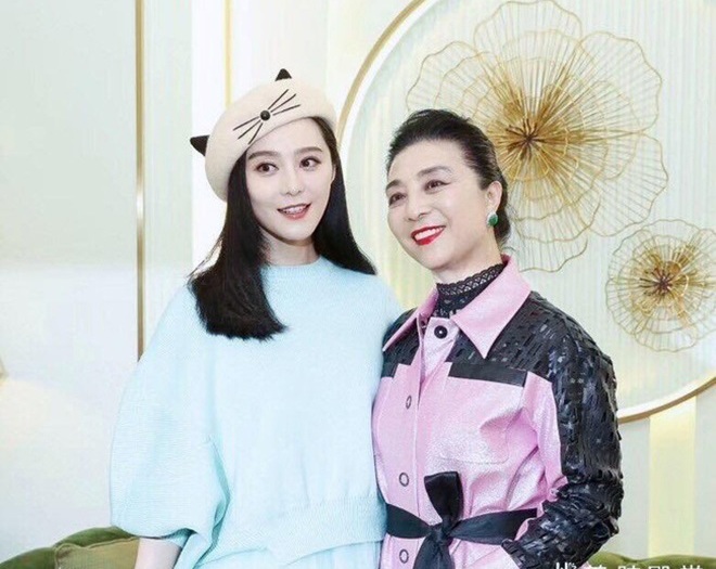 Muốn chơi trội, Phạm Băng Băng diện nguyên amp;#34;cây xanhamp;#34; nhưng mẹ ruột U70 lại amp;#34;ăn đứtamp;#34; con gái - 8