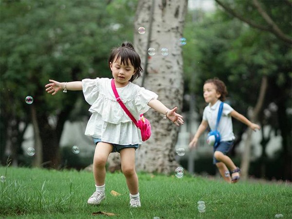 Dấu hiệu viêm màng não nhưng cha mẹ hay nhầm với cảm lạnh khiến con tổn thương não nặng - 5