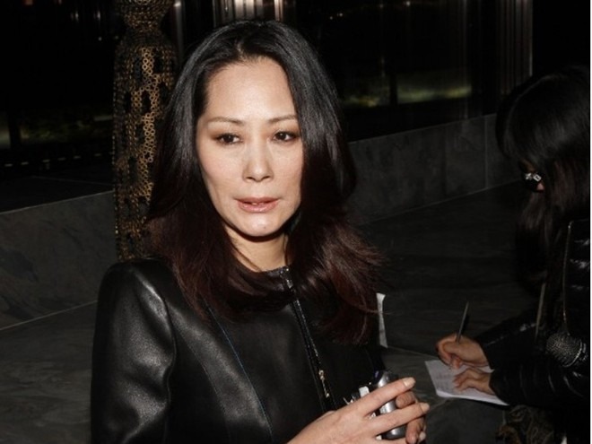 Sinh con cho sư thầy, diva Hong Kong bị người tình ruồng rẫy, giờ ngủ ngoài đường - 9