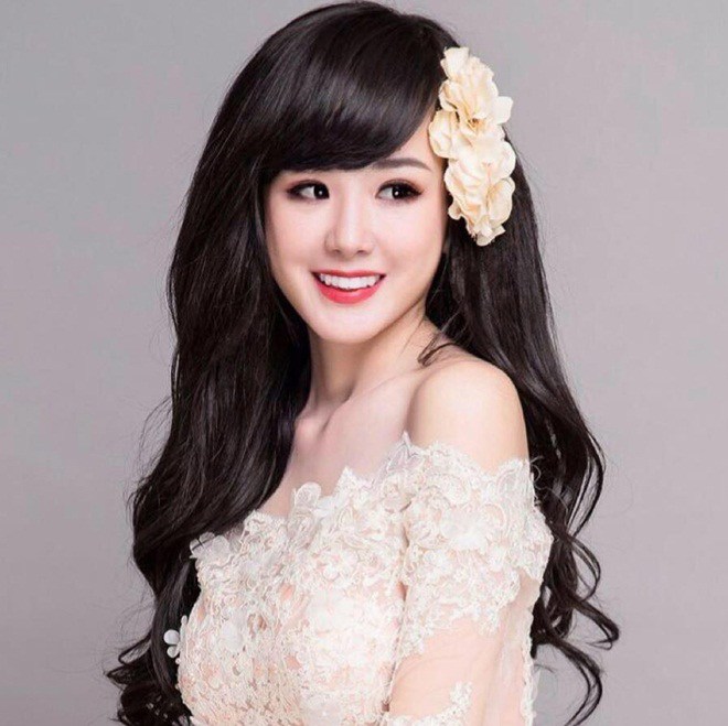 Bạn gái mỹ nhân ngồi dưới khán đài cười tít, mát lòng vì câu nói của HLV Rap Việt - 4