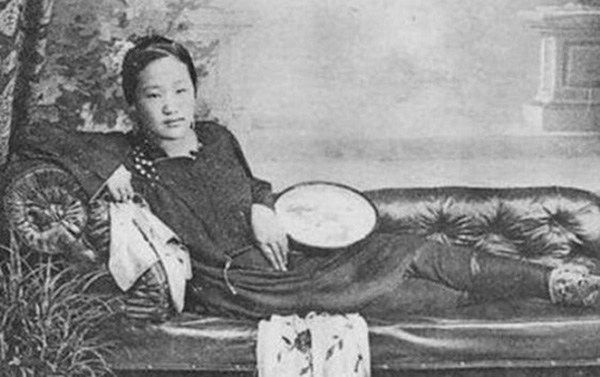 Loạt ảnh thực tế thời cuối nhà Thanh: Nữ tử thanh lâu còn đẹp hơn công chúa amp;#34;cả trăm lầnamp;#34; - 2