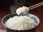 Bếp Eva - Nấu cơm chỉ cho nước là không đủ, thêm 2 nguyên liệu này cơm trắng thơm, ngon dẻo