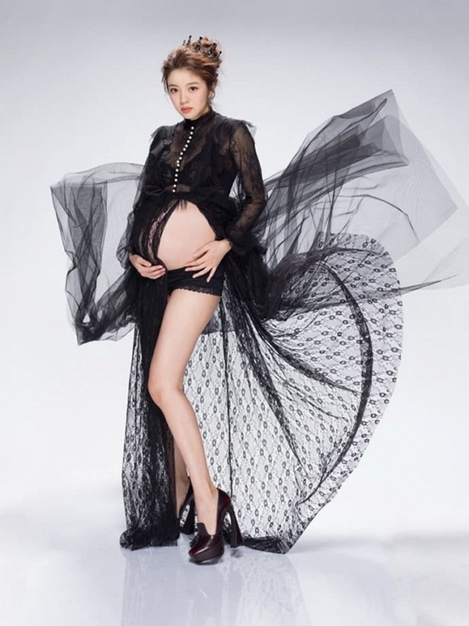 Bà bầu đẹp nhất xứ Đài gọi tên amp;#34;An công chúaamp;#34;: Vạch váy khoe bụng ai cũng trầm trồ - 9