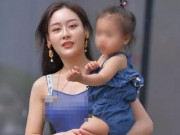 Làm mẹ - Đến trường đón con, mẹ trẻ khiến các ông bố cứ mải liếc nhìn, về nhà nhớ mãi