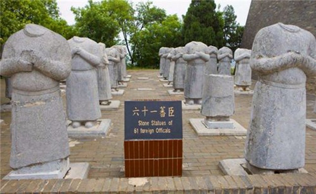 Bí ẩn rợn người trong lăng mộ Võ Tắc Thiên - nữ hoàng đế duy nhất trong lịch sử TQ - 5