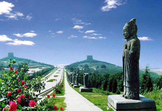 Bí ẩn rợn người trong lăng mộ Võ Tắc Thiên - nữ hoàng đế duy nhất trong lịch sử TQ - 2