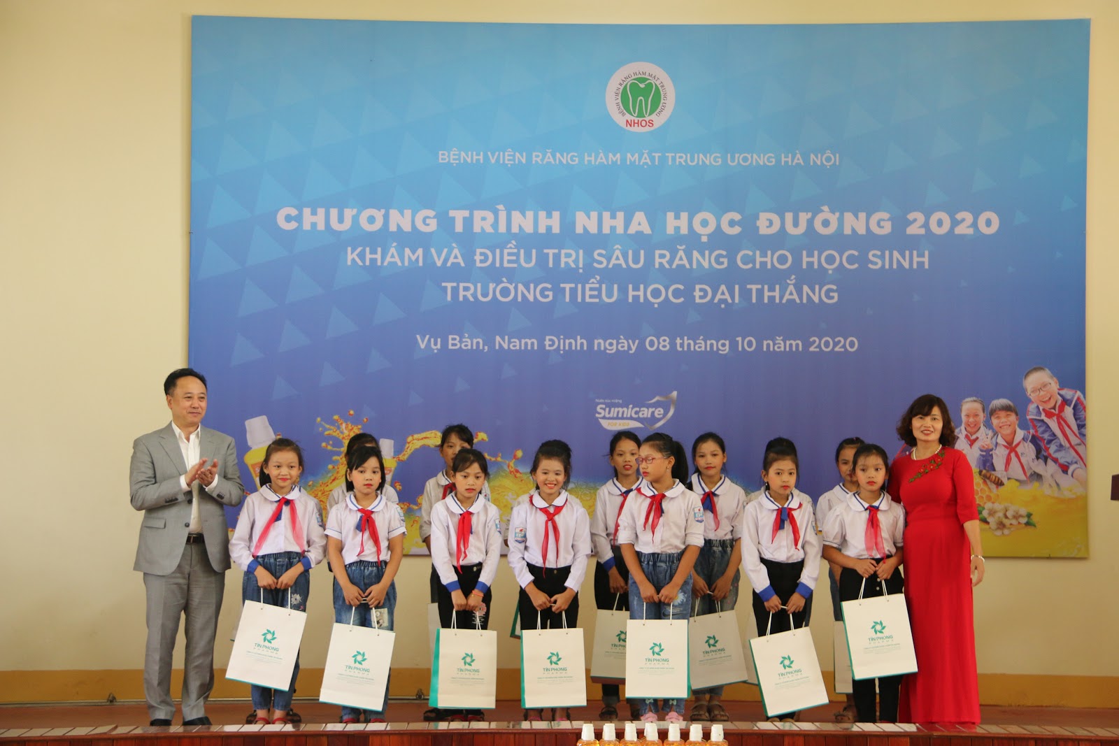 Nước súc miệng Sumicare đồng hành cùng Chương trình Nha học đường 2020 - 1