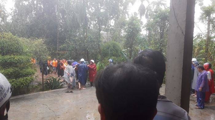 Sản phụ tử vong trên đường đi sinh: Xé lòng người chồng khóc nghẹn gọi vợ - 2