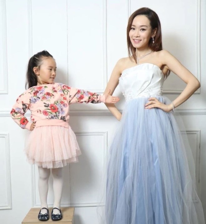 Dương Tư Kỳ: Bà mẹ đơn thân từng là hoa hậu mang tiếng amp;#34;chửa hoangamp;#34;, bán bia kiếm sống - 5