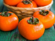 Sức khỏe - Bé gái 3 tuổi tử vong sau khi ăn hồng, cảnh báo những loại quả không nên ăn cùng nhau