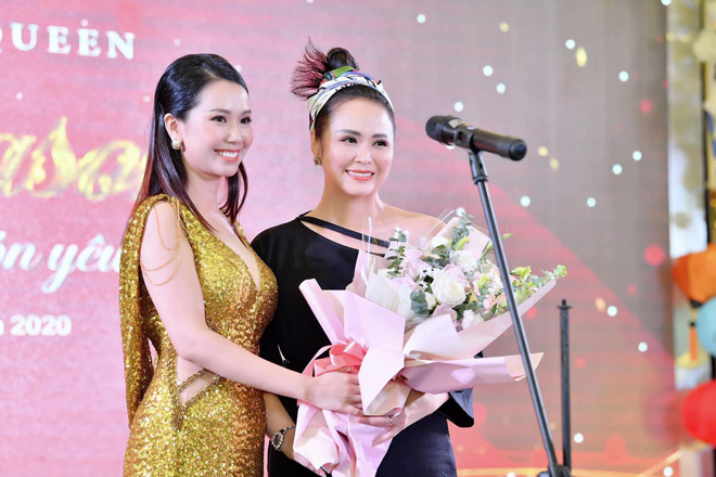 Happy Women Queen “đánh thức” giai điệu mùa thu cùng chương trình dạ tiệc “Red Reasonamp;quot; - 5