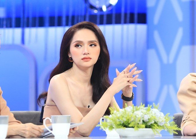 Hương Giang: amp;#34;Dù có bị cắm 1276 cái sừng lên đầu, em cũng im phăng phắc không nói một lờiamp;#34; - 3