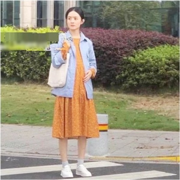 Vừa lộ bụng bầu lớn trên đường, Triệu Lệ Dĩnh đã trở về với thân hình amp;#34;gầy trơ xươngamp;#34; - 3