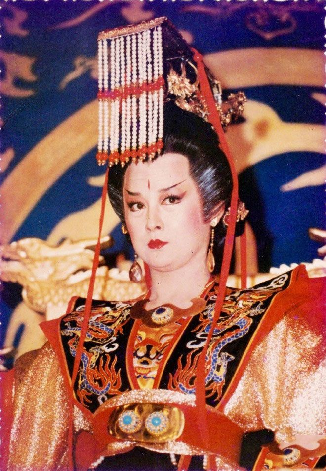 71 tuổi, Võ Tắc Thiên kinh điển màn ảnh khoe nhan sắc, khán giả chỉ biết câm nín - 6