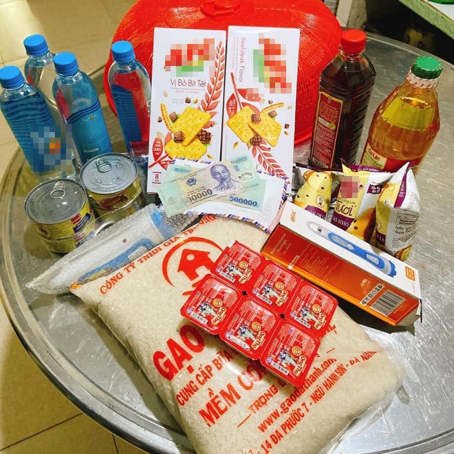 Mỹ Tâm khóc thương bà con miền Trung, Trấn Thành kêu gọi được hơn 3 tỷ đồng sau 24h - 5