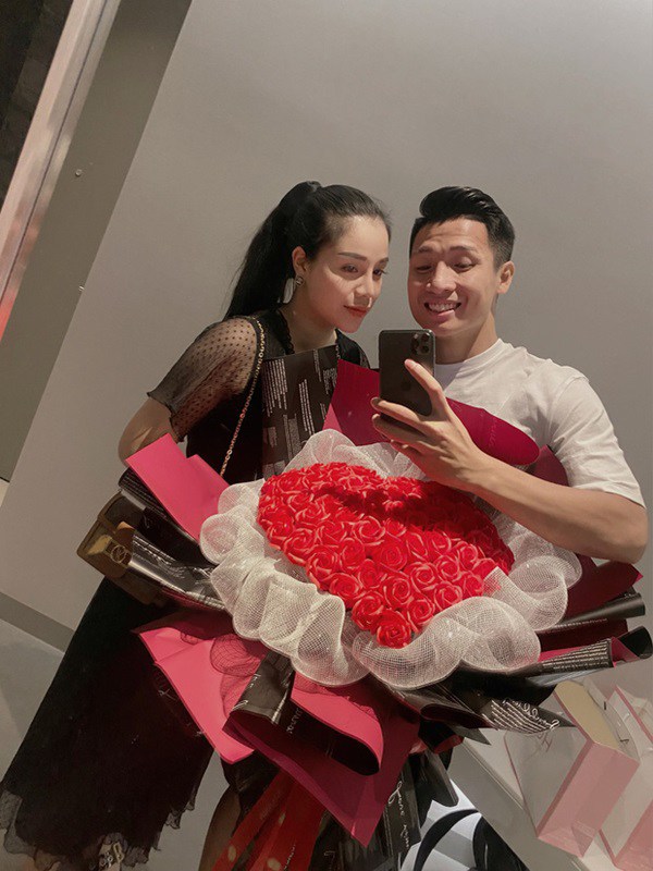 Đùng đùng nhận là amp;#34;mẹ đơn thânamp;#34;, Khánh Linh giờ lại nói thế này với Bùi Tiến Dũng - 1