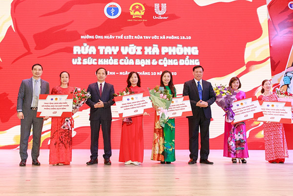 Mít tinh phát động “Rửa tay với xà phòng – Vì sức khỏe của bạn và cộng đồng” - 4