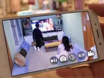 Có giúp việc mới, con trai luôn đòi đi ngủ, xem camera mẹ đưa ngay cho cô gái 17 triệu