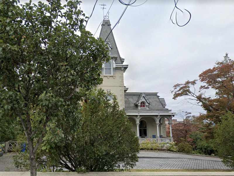 4 ngôi nhà nổi tiếng ma ám nhưng có giá đến vài chục tỷ amp;#34;gây sốcamp;#34; - 4