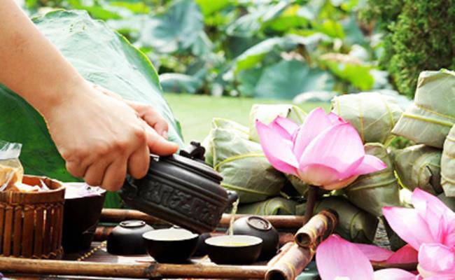 Việt Nam có 3 loại trà đắt bậc nhất, trong đó có loại ướp bằng amp;#34;quốc hoaamp;#34; - 18