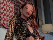 Clip Eva - Ở tuổi 27, Chi Pu xinh đẹp, nóng bỏng đến mức nào?