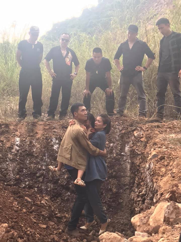 Người đẹp Phía Trước Là Bầu Trời amp;#34;dằn mặtamp;#34; bạn diễn: amp;#34;Cùng quê nên chị chỉ đi nửa đường quyềnamp;#34; - 4