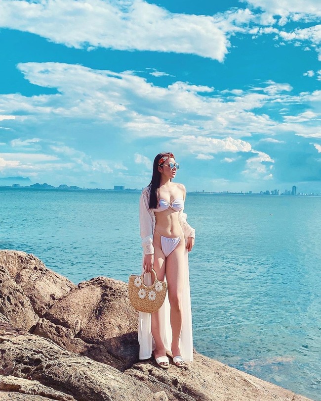 Hot girl 10X Hưng Yên tuyên bố amp;#34;đi hát thành công hơn Chi Puamp;#34; sống sang chảnh - 17