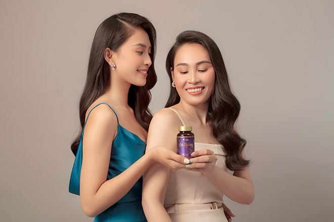 “Bật mí” món quà bất ngờ Hoa hậu Tiểu Vy dành tặng mẹ nhân dịp 20.10 - 2