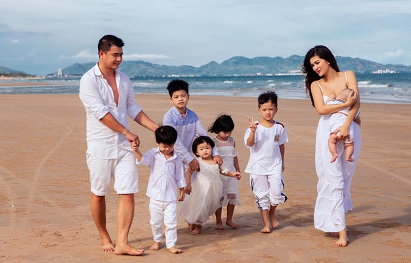 Sinh xong chồng vẫn quá amp;#34;cưngamp;#34;, mỹ nhân Việt khóc mếu vì bầu liên tục, vội vã amp;#34;khóa máyamp;#34; - 3