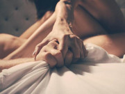 Tin tức - Chồng đi tù chỉ 10 ngày sau đám cưới, vợ ở ngoài tằng tịu với người khác và cái kết