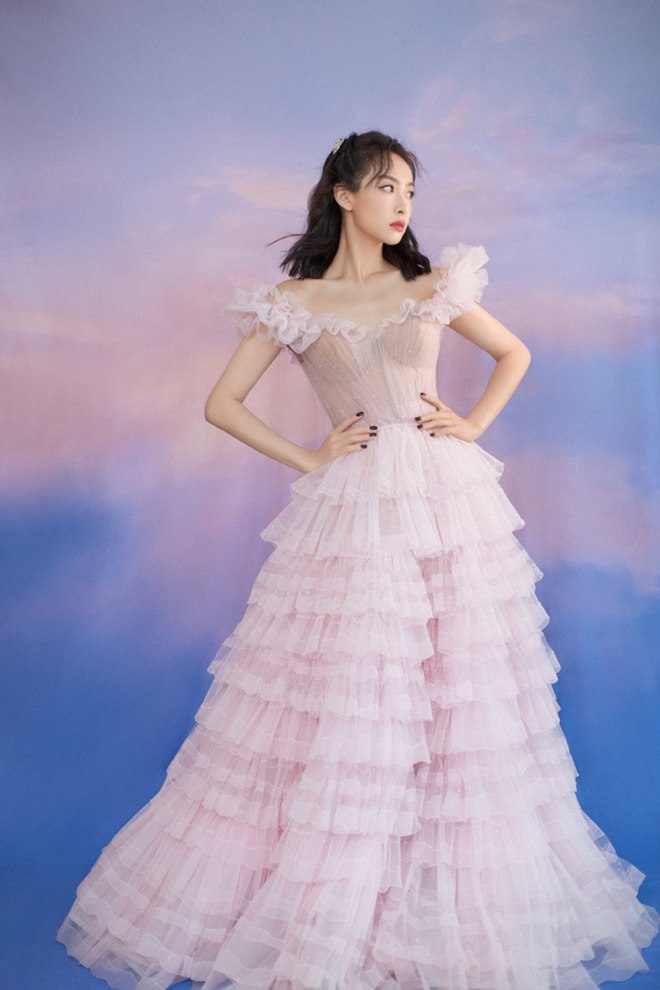 Ngôi sao 24/7: Vợ được khen là nữ thần nhưng chồng Triệu Lệ Dĩnh bị chê ông chú hom hem - 4