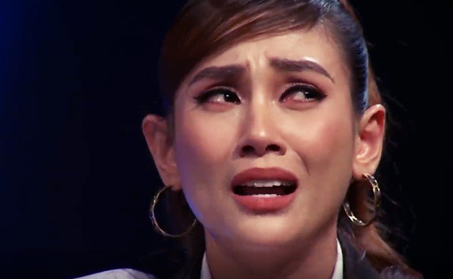 Võ Hoàng Yến nước mắt lã chã: amp;#34;Con đã hỗn với ba mẹ, giờ không còn nhiều thời gianamp;#34; - 1