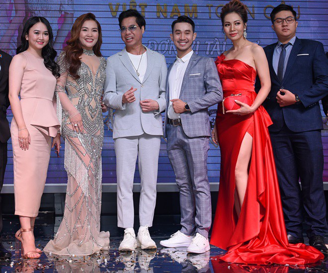 Lý Nhã Kỳ, Hoa hậu Kỳ Duyên, Á hậu Thúy Anh rạng rỡ amp;#34;đọ sắcamp;#34; tại sự kiện - 3